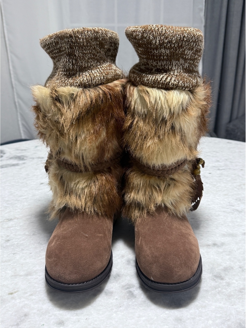 Muk Luks Women's Brown Faux Fur Winter Boots Size 8